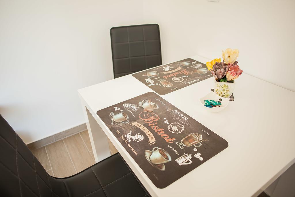 Gabi Rooms & Studio Apartment Lozovac Pokój zdjęcie