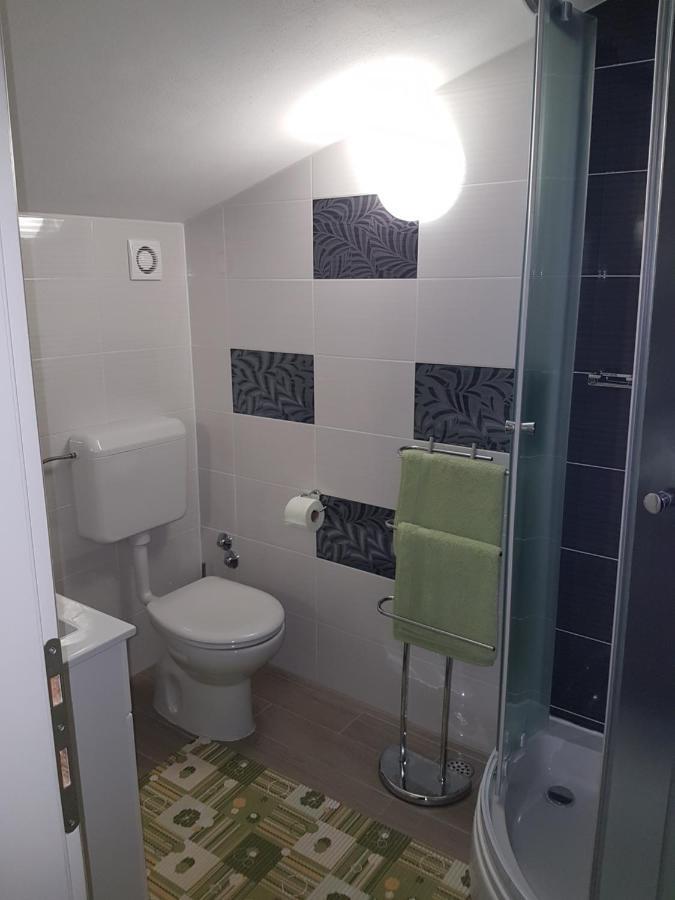 Gabi Rooms & Studio Apartment Lozovac Zewnętrze zdjęcie