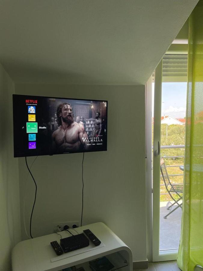 Gabi Rooms & Studio Apartment Lozovac Zewnętrze zdjęcie
