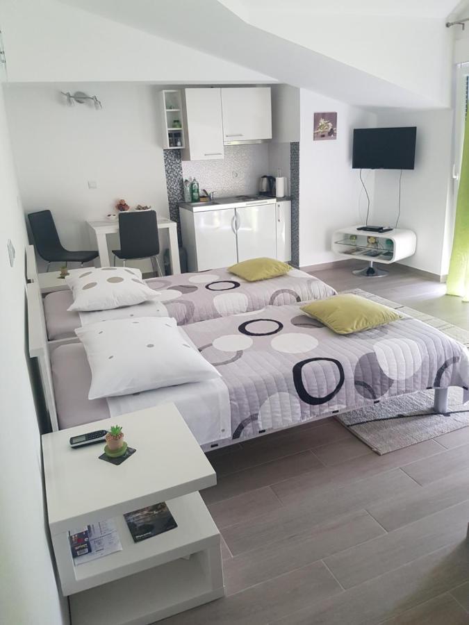 Gabi Rooms & Studio Apartment Lozovac Zewnętrze zdjęcie
