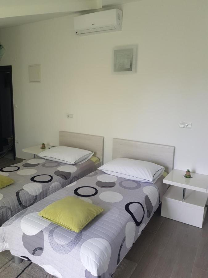 Gabi Rooms & Studio Apartment Lozovac Zewnętrze zdjęcie