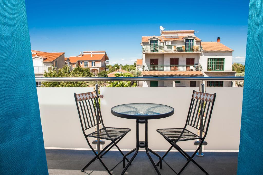 Gabi Rooms & Studio Apartment Lozovac Pokój zdjęcie