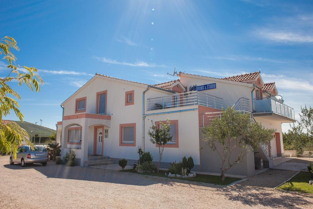 Gabi Rooms & Studio Apartment Lozovac Zewnętrze zdjęcie