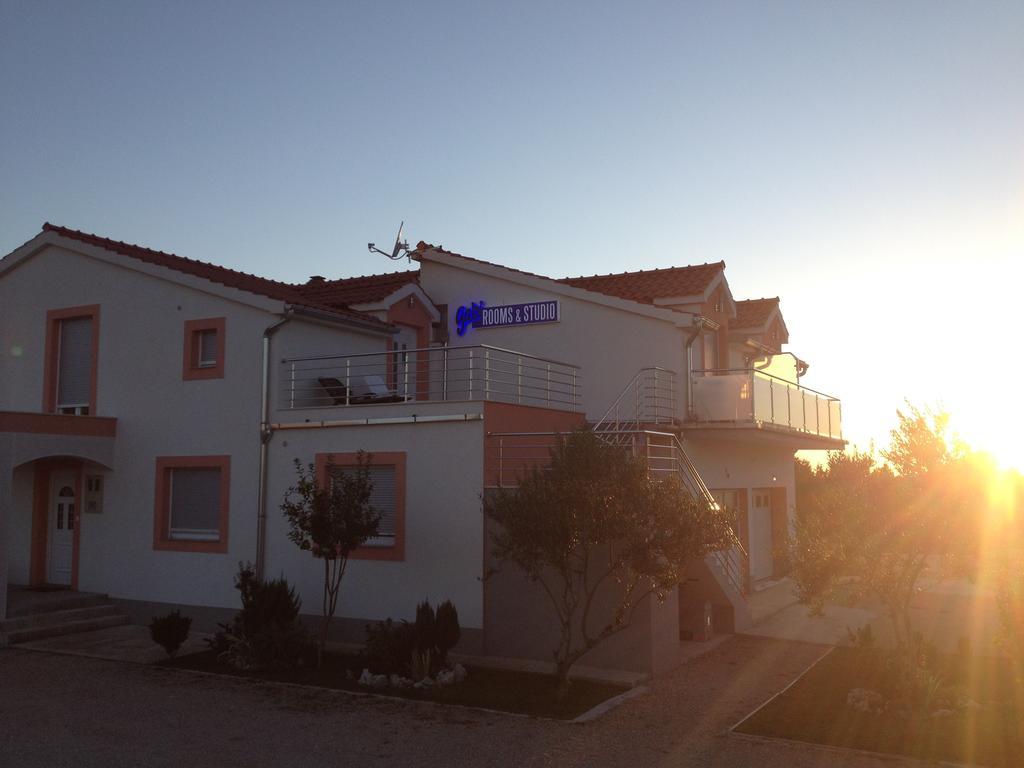 Gabi Rooms & Studio Apartment Lozovac Zewnętrze zdjęcie